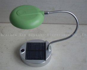 8LED solar powered table lamp