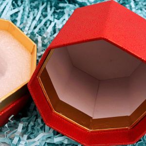 Embossing Rectangle Gift Packaging Perfume Box Exquisite Packaging Paper Box