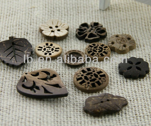 Wholesale nature button high-end 2/4hole coconut shell buckle button.