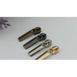 Factory direct sale zinc alloy nylon zipper teeth 3# handbag gold zipper puller