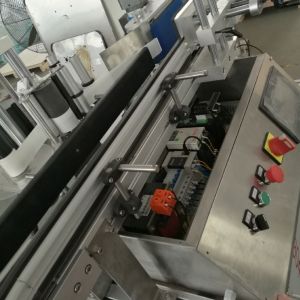 220v Desktop Plastic Round Labeling Machine Automatic Electric Driven