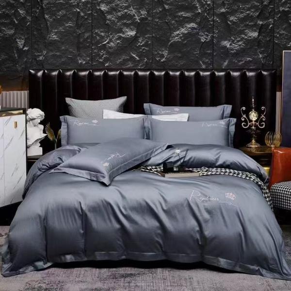 100S Egptian Cotton Embroidery Duvet Cover Bedding Set Home Textile Product