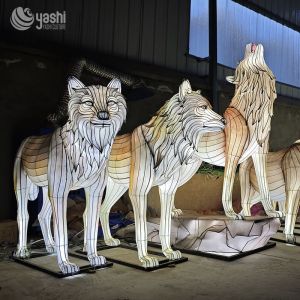 Realistic Animal Lanterns Wolf Lantern for Party Outdoor Decoration