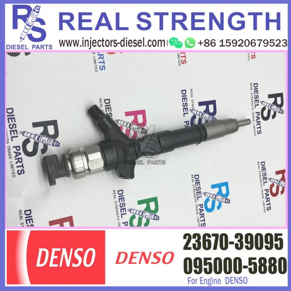 Common Rail Fuel Injector 095000-5880 23670-39095 For Toyota Pickup Truck 2kd Engine