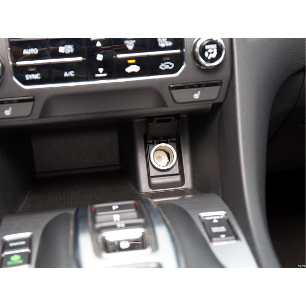 In Car Wireless Charger with qi For HONDA Avancier, UR-V 2017- 2018 fast chargers 10W in car chargers with 3 coils