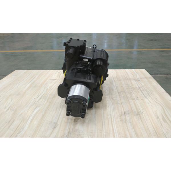 agricultural harvester hydraulic pumps