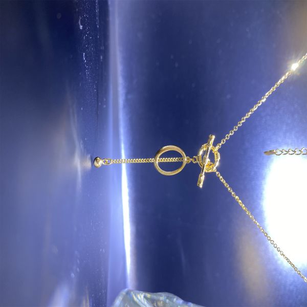 Buy Classic 18kt Yellow Gold Pendant Necklace at wholesale prices