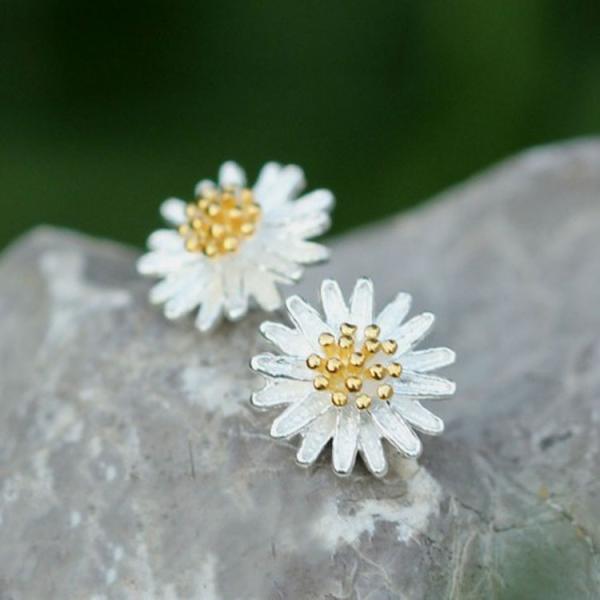 Two Tone Silver Plated Daisy Flower Stud Earrings Korea Style Fashion Jewelry(EESTUD05)