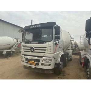 Used DAYUN 10m³ Concrete mixer truck good condition