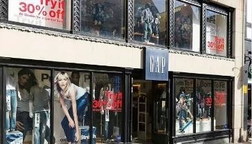 Buy 80 Mic 120gsm Vinyl Floor Sticker Roll Oxidation Resistance at wholesale prices