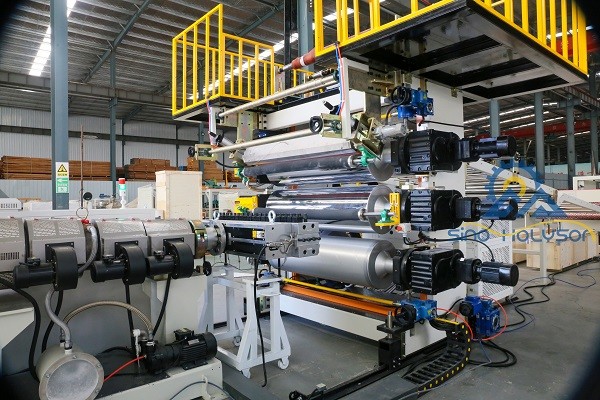 3-8mm PVC Artificial Marble Sheet Extrusion Equipment With Conical Twin Screw Extruder