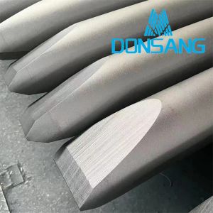 HB20G 135mm Diameter Chisel Wedge Rock Breaker Chisel Types DS8C