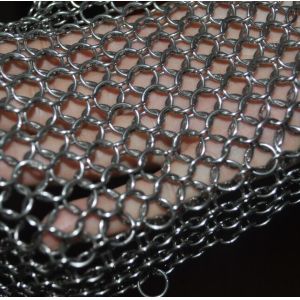 304 316 7"X7" Stainless Steel Chainmail Iron Cast Scrubber For Kitchen
