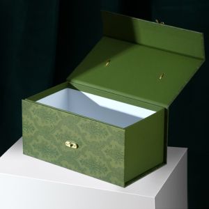 Magnet Closure Gift Packaging Boxes Rigid Cardboard Cloth Cover Travel Jewelry