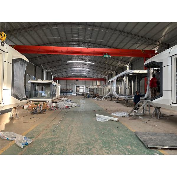 Outdoor Prefab Space Capsule House Hotel Option with Customized Color
