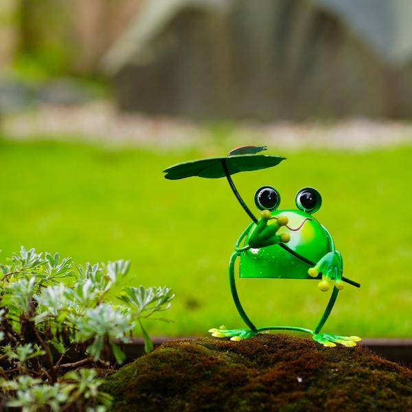 Buy Artistic Animal Garden Ornament Multicolor Metal Frog Garden Figurines at wholesale prices