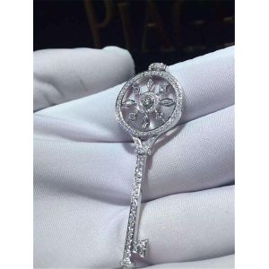 full diamonds of kaleidoscope key necklace 18kt gold with white gold or yellow