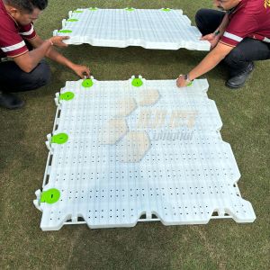 China Muti Functional Plastic Floor Wear Resistant Portable Event Modular Deck Flooring on sale