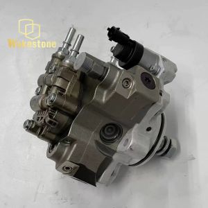 China Fuel Pump Diesel Pump For Komatsu Excavator Spare Parts PC200 PC220-8 on sale