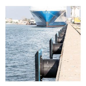 Submarine Super Cell Rubber Fender for Dock Protection