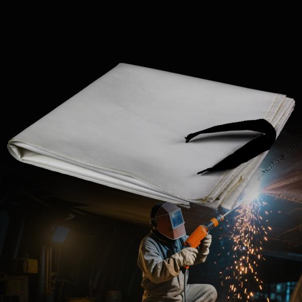 Buy Fiberglass Welding Blanket Fireproof 550C Resistant Custom Sizes at wholesale prices