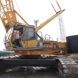 Quality XCMG 300t Used Crawler Crane XGC300 Hydraulic System Safety Protection for sale