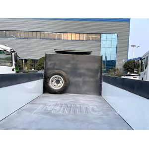 Sinotruk Howo 4X2 Light Duty Commercial Trucks 10 - 15 Tons