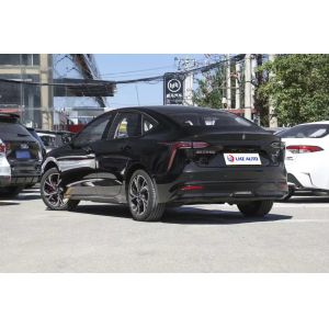 EU Certified Long Range Electric Cars with Lithium Battery and 0.5 Hour Charging