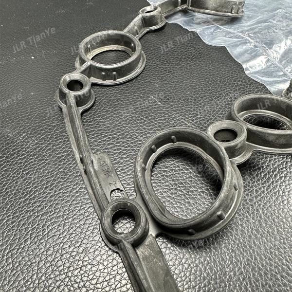 FOR LR005898 LR005897 Cylinder Head Cover Gaskets for Land Rover 3.6 Diesel