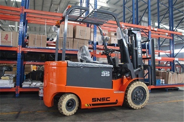 4 Wheel Battery Power 3.5 Ton Electric Forklift