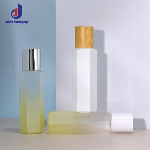 PP / Acrylic Refillable Cosmetic Bottles 100ml Square Perfume Bottle Custom