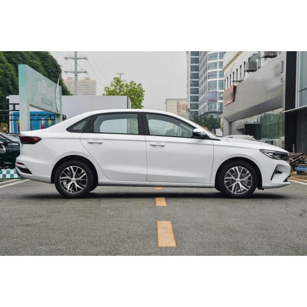 Geely Emgrand L Hip EV Car Plug-in Hybrid Electric Vehicle with Overall Mass kg 1980
