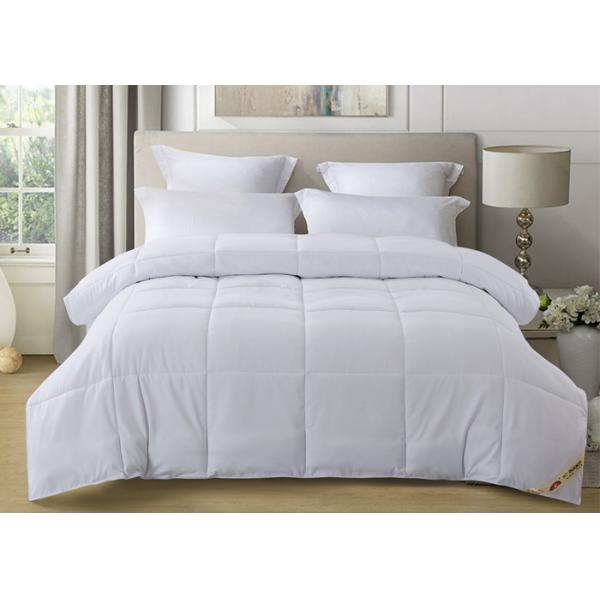 Buy 180*220cm 400 Thread Hotel Peach Skin Fabric Fiber Quilts at wholesale prices