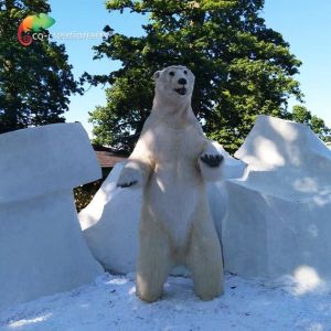 Water Retardant Animatronic Polar Bear animals