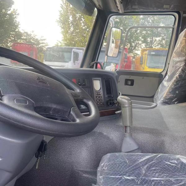 Used Crane Truck Howo 371 375 6x4 Secondhand Sinotruk 12T