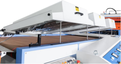 Auto Us Uv Spot Coating Machine Fast Feeding Speed