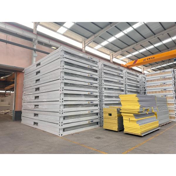 Roof Top Roof Water Proof 20FT/40FT Customized Container Houses for 2 Bedroom Flat Pack Storage Ready to Live