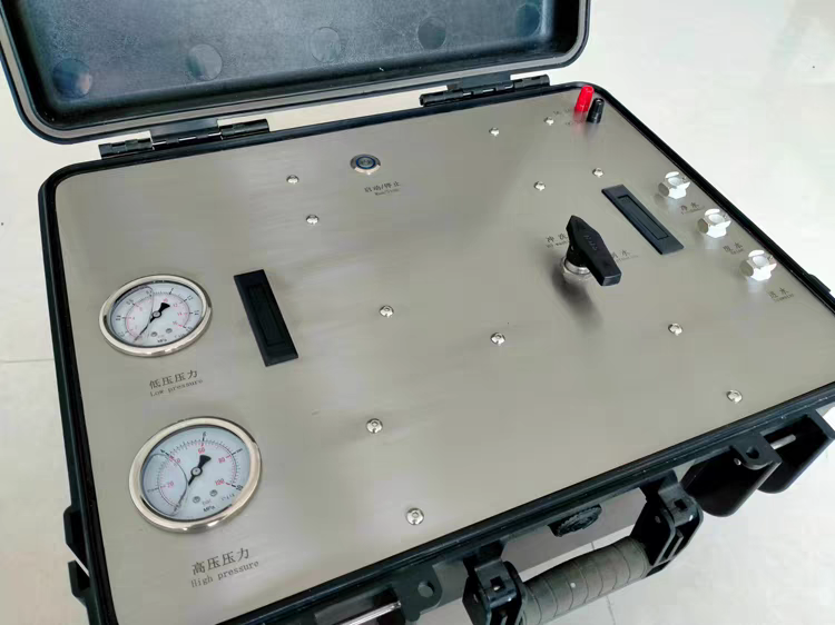 Solar-Powered Marine Water Purification System