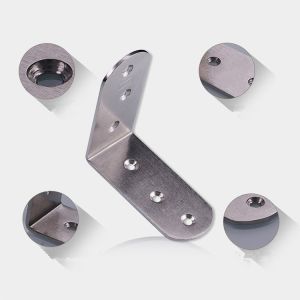 0.4-3mm Thickness Customized Carbon Steel Zinc Painted L Bracket with Cutting