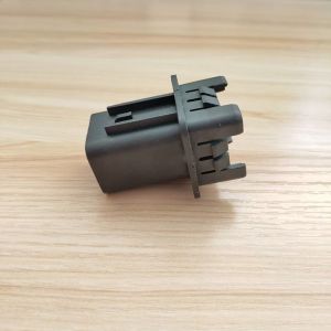 Male 6 Pin Kum Automotive Wire Connector PB621-06020