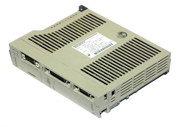 Buy Industrial Servo Drives Yaskawa Servopack 50 / 60 Hz Amplifier 100 Watt SGD-01AS at wholesale prices