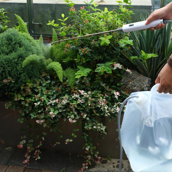 Folding Collapsible Jerry Can with Electric Automatic Garden Sprayer