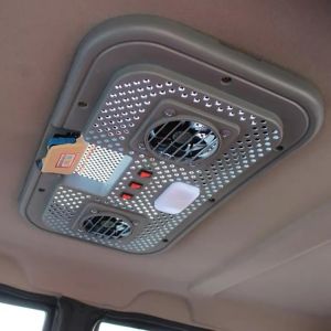 4 Seats Electric Car Niudian X7 Fast Charging 60V3000W Motor Power 55/70R12 Tire