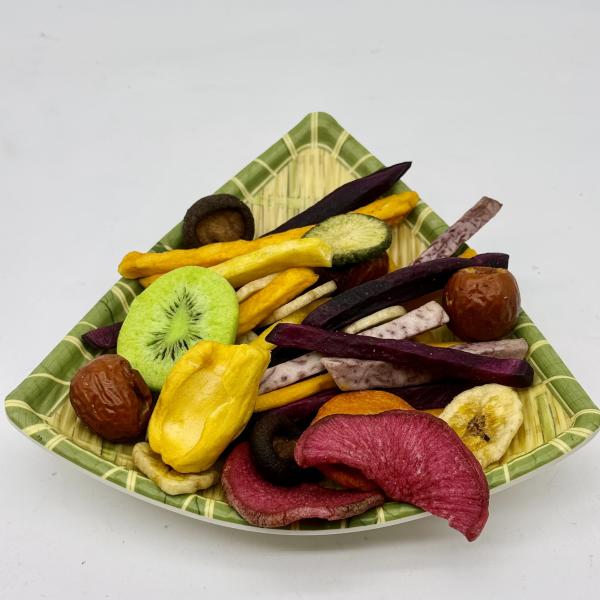 Fruits And Vegetables Snacks Vacuum Fried Original Flavor Containing Variety Of
