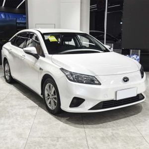 Aion S 580 Xuan Electric Car Closed Body Type White Exterior Color 460 Km Range