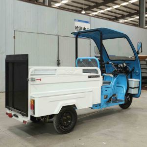 Semi-enclosed shed for electric tricycles