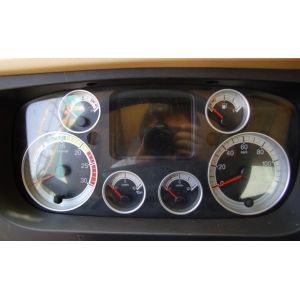 HOWOA7 371 hp Engine And Two Sleepers Tractor Head Truck Right Hand Driving Type