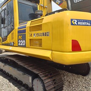 Japan 22ton Komatsu PC220 PC200 Excavator with 1.2M³ Bucket Capacity Ready to