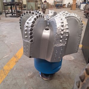 Rock Drilling Tool 17-1/2 Inch 7 Blades Diamond PDC Drill Bit of API Spec