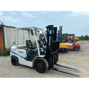 Used TCM 30 3 Tons 3 Meters Diesel Forklift New Model Reasonable Price
